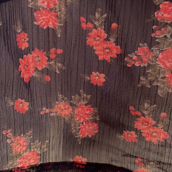 Open front blouse - Picture 2 of 2